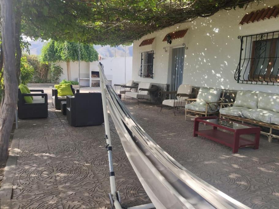 Encantadora Con Gran Porche Appartement *